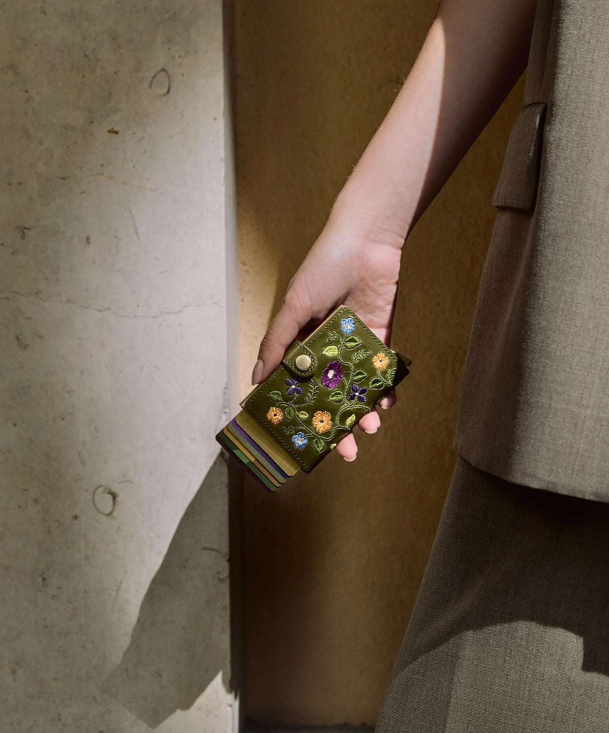 Premium Miniwallet Stitch Floral